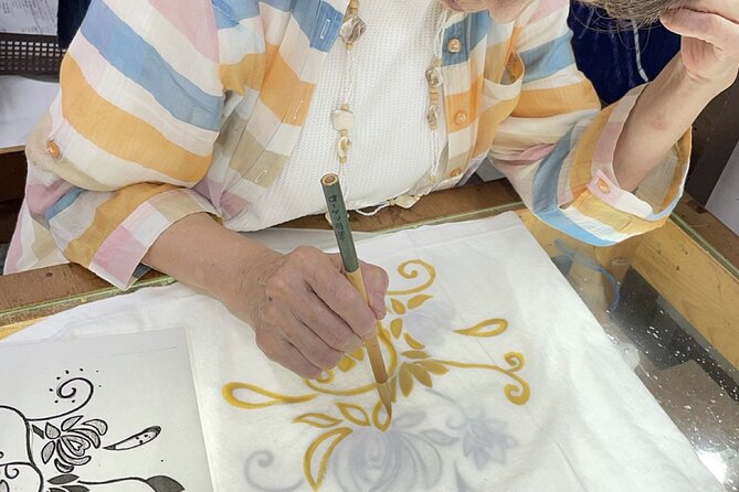Roketsu dyeing experience: M course Roketsu Dyeing Experience - Who this workshop is best for
