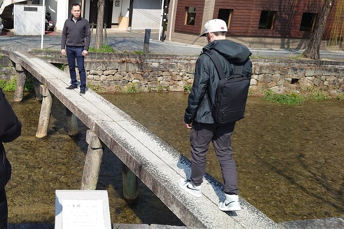 Start from Kyoto Station: Early Morning E-Bike Tour with Kyotoite - Stop 3: Heian Jingu, Kyoto’s “capital city” symbol