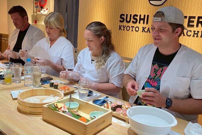 Sushi Making in Kyoto! Same-day bookings welcome! - Eating your sushi, and when sake fits in