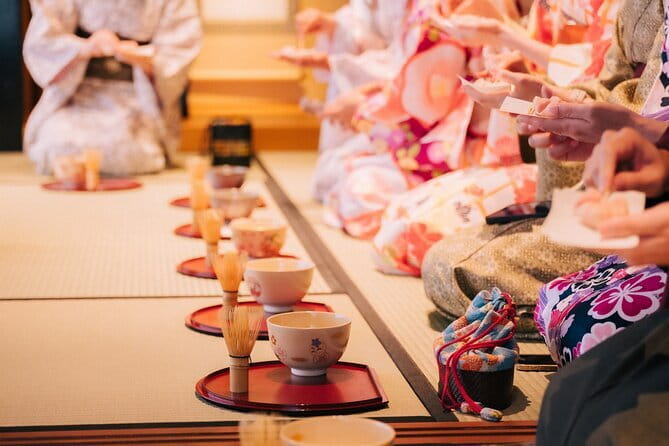 Tea Ceremony with Kimono and Professional Photoshoot in Kyoto - Where to meet in Kyoto: Nishiki Orizuruya and time discipline