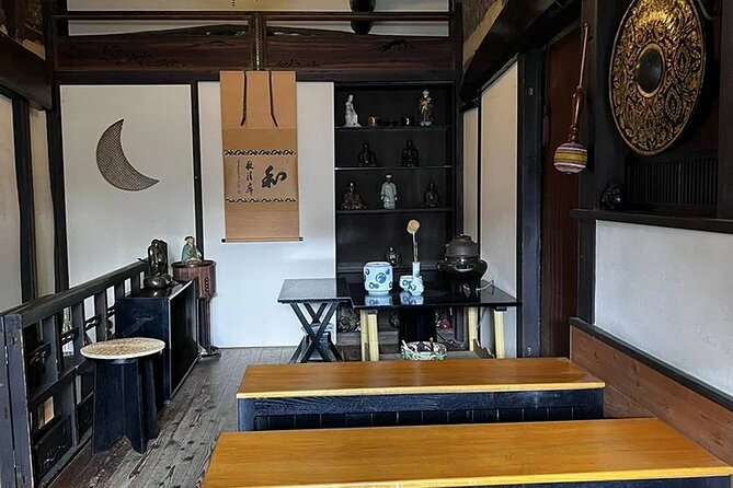 Traditional Tea Ceremony in Kyoto - Making your own bowl of matcha