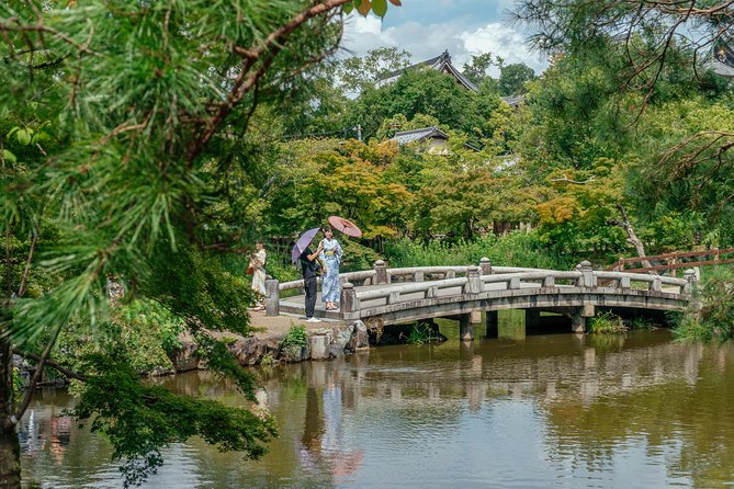 Treasures of Kyoto: Geishas & Traditions Private Tour - Stop 1: Izumo no Okuni statue, where kabuki begins