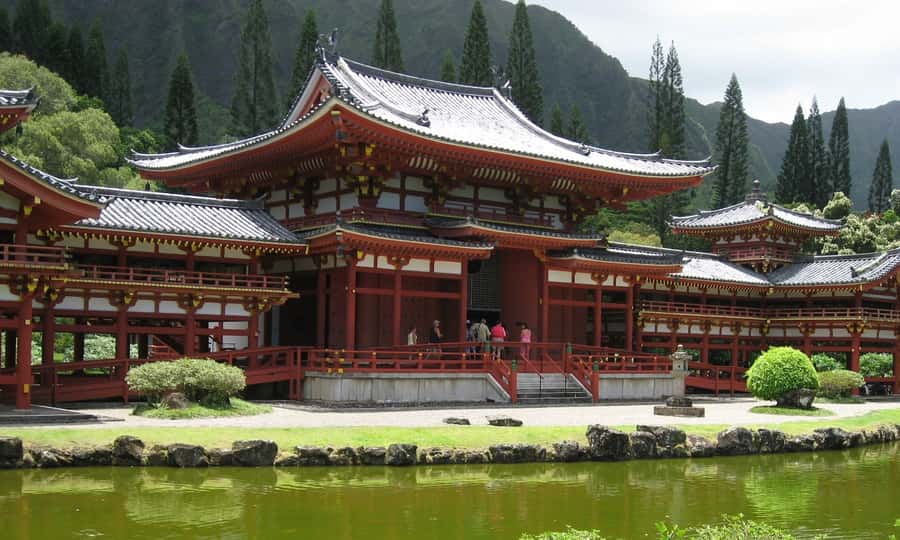 Uji: Green Tea Tour with Byodoin and Koshoji Temple Visits - Why Uji feels like a quieter Kyoto side trip