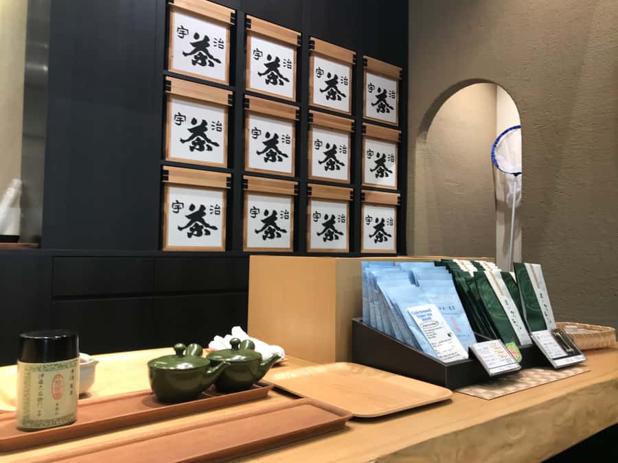 Uji: Green Tea Tour with Byodoin and Koshoji Temple Visits - Meeting at Keihan Uji Station, then getting into real flow